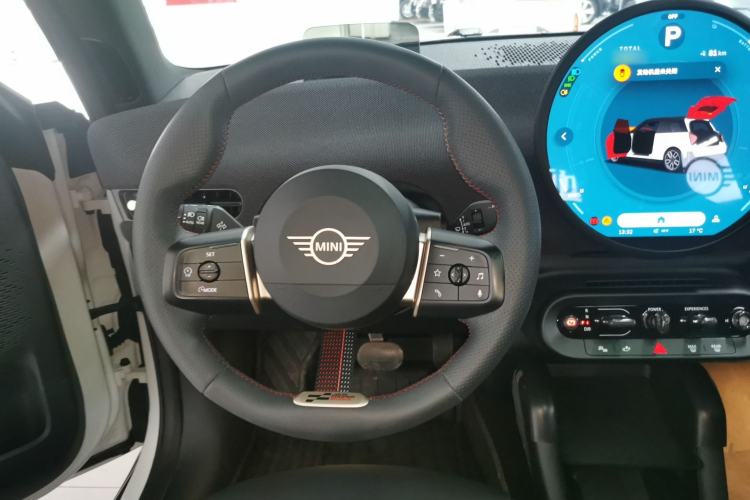 Used MINI Electric COOPER 2024 452km COOPER SE Racing Driver Steering Wheel