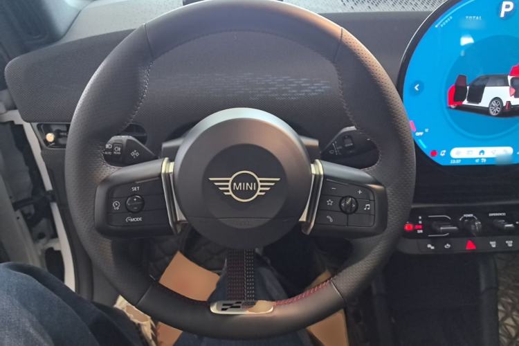Used MINI Electric COOPER 2024 452km COOPER SE Racing Driver Steering Wheel