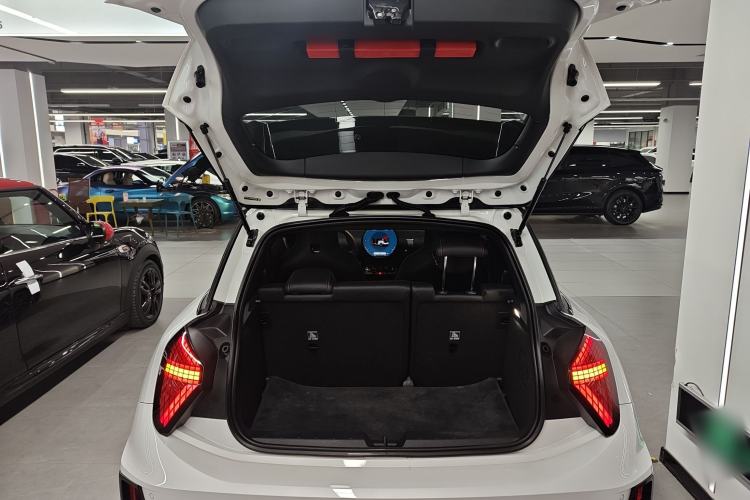 Used MINI Electric COOPER 2024 452km COOPER SE Racing Driver Trunk