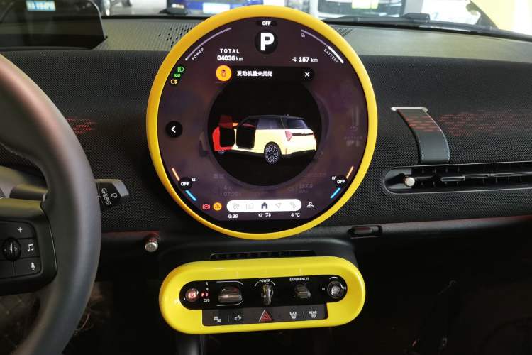 Used MINI Electric COOPER 2024 452km COOPER SE Artist Audio And AC Panel