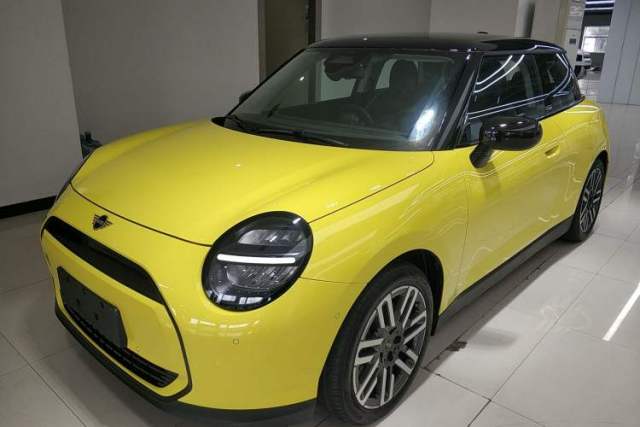 Used MINI Electric COOPER 2024 456km COOPER E Classic Edition