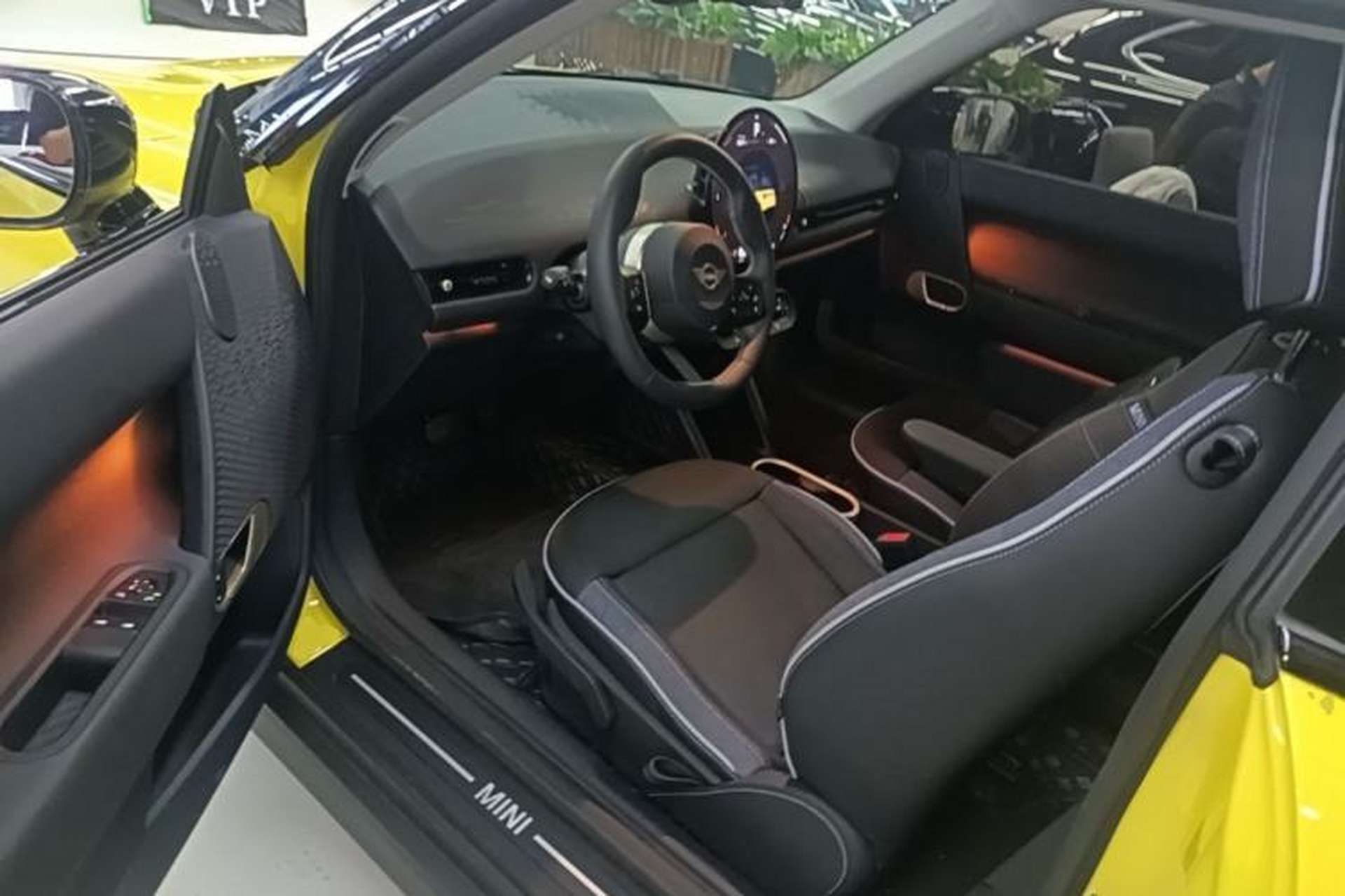 Used MINI Electric COOPER 2024 456km COOPER E Classic Edition Driver Seat