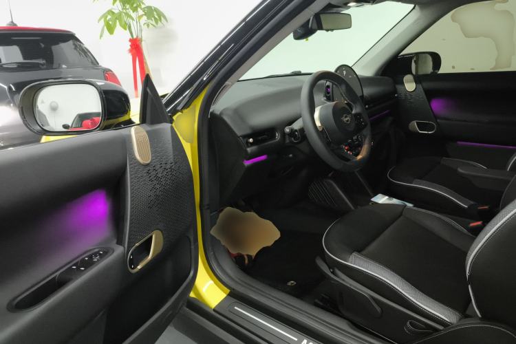 Used MINI Electric COOPER 2024 456km COOPER E Classic Edition Driver Seat