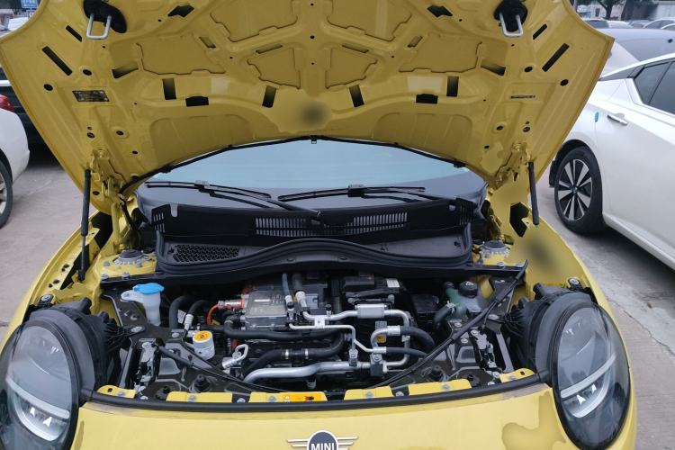 Used MINI Electric COOPER 2024 456km COOPER E Classic Edition Engine Bay