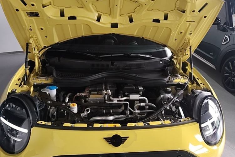 Used MINI Electric COOPER 2024 456km COOPER E Classic Edition Engine Bay