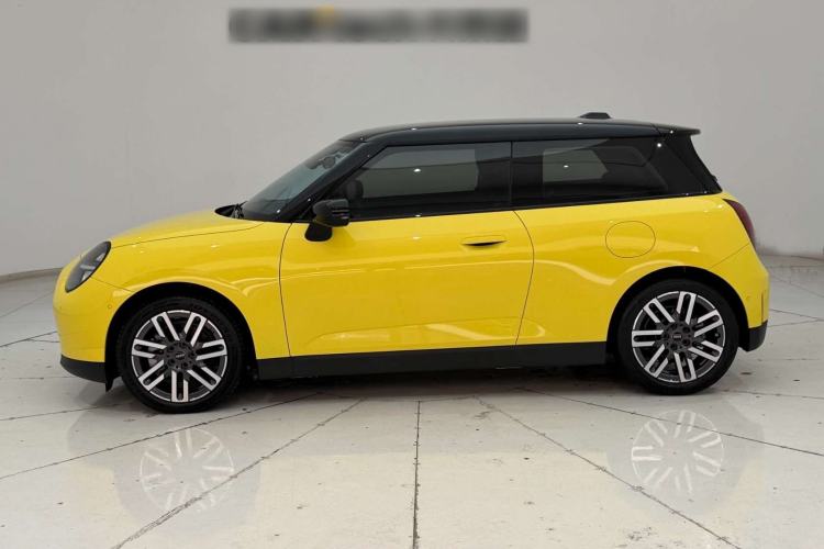 Used MINI Electric COOPER 2024 456km COOPER E Classic Edition Exterior 5