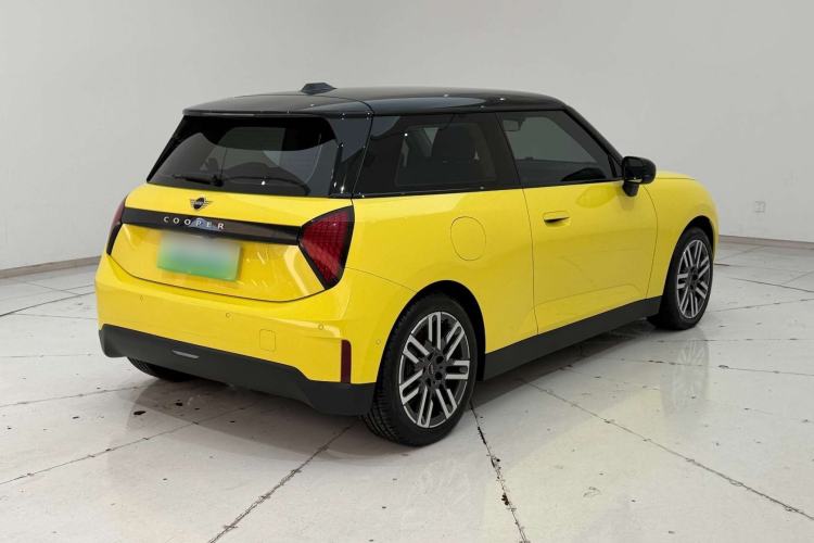 Used MINI Electric COOPER 2024 456km COOPER E Classic Edition Exterior 6