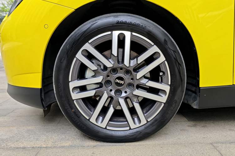 Used MINI Electric COOPER 2024 456km COOPER E Classic Edition Exterior 9