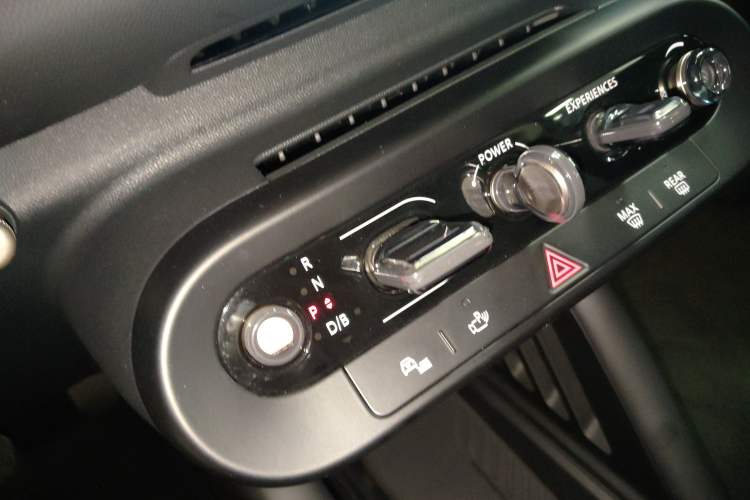 Used MINI Electric COOPER 2024 456km COOPER E Classic Edition Gear Lever