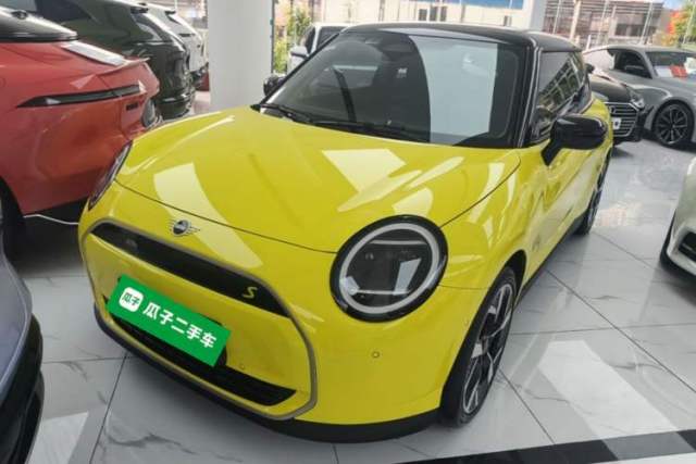 Used MINI Electric COOPER 2024 452km COOPER SE Artist