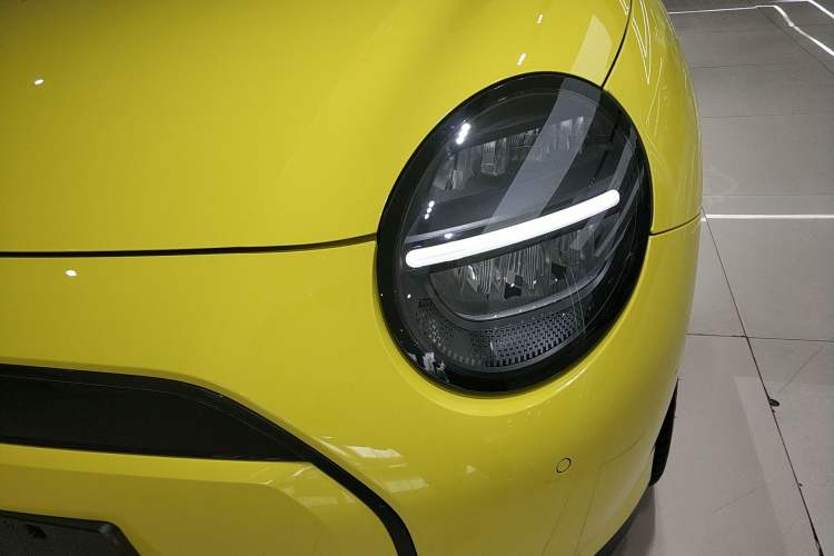 Used MINI Electric COOPER 2024 456km COOPER E Classic Edition Left Front Headlight