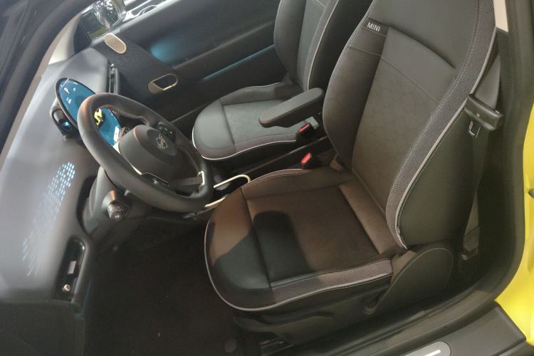 Used MINI Electric COOPER 2024 456km COOPER E Classic Edition Left Front Seat
