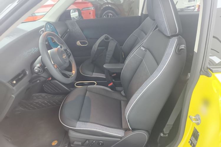Used MINI Electric COOPER 2024 452km COOPER SE Artist Left Front Seat