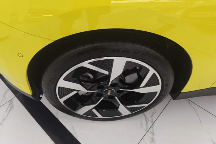 Used MINI Electric COOPER 2024 452km COOPER SE Artist Left Front Wheel Hub