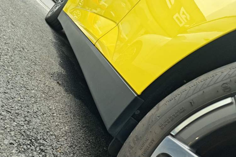 Used MINI Electric COOPER 2024 456km COOPER E Classic Edition Left Side Sill