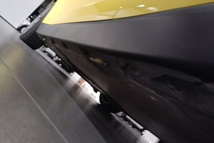 Used MINI Electric COOPER 2024 456km COOPER E Classic Edition Left Side Sill