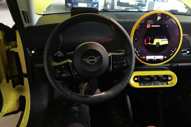 Used MINI Electric COOPER 2024 452km COOPER SE Artist Steering Wheel