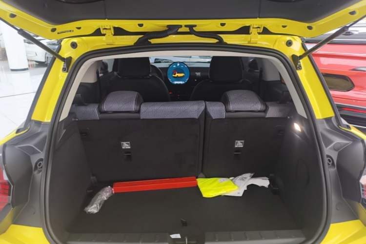Used MINI Electric COOPER 2024 452km COOPER SE Artist Trunk