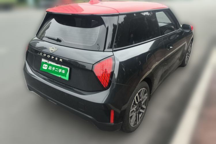 Used MINI Electric COOPER 2025 456km COOPER E Classic Style Rear Right 45 Deg