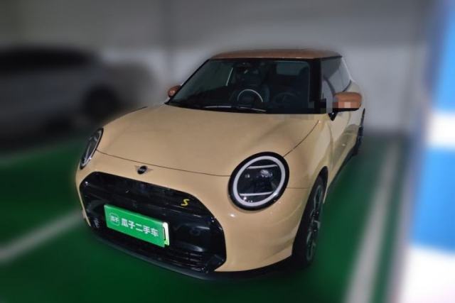 Used MINI Electric COOPER 2025 Model 463km COOPER SE Artist