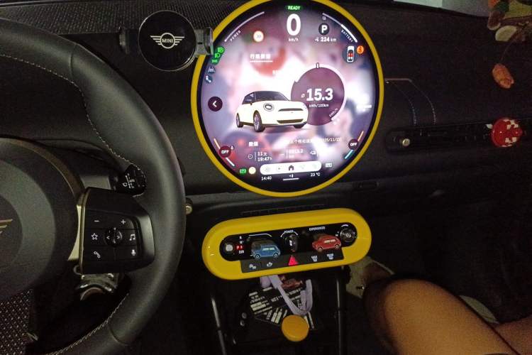 Used MINI Electric COOPER 2025 456km COOPER E Classic Style Audio And AC Panel