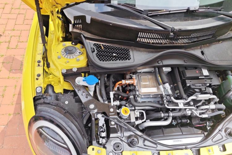 Used MINI Electric COOPER  Engine Bay Right