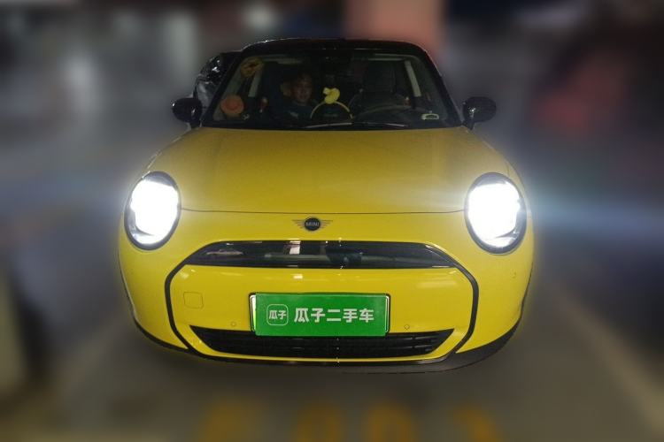 Used MINI Electric COOPER 2025 456km COOPER E Classic Style Front
