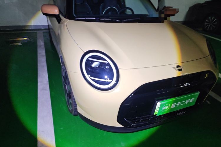 Used MINI Electric COOPER 2025 Model 463km COOPER SE Artist Right Front Headlight
