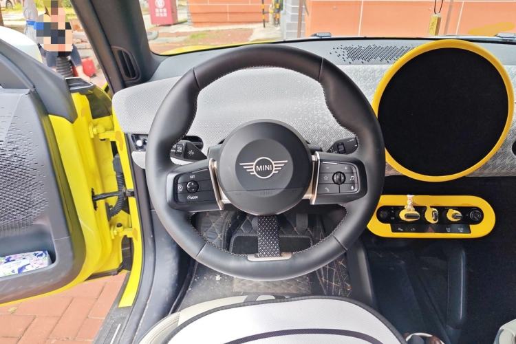 Used MINI Electric COOPER  Steering Wheel