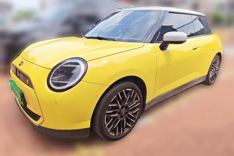 Used MINI Electric COOPER Electric MINI COOPER (Autumn Ripe-to-Just-Right Limited Edition) Guazi used car, China used car export, Used car for sale, Used cars, Cheapest cars for sale