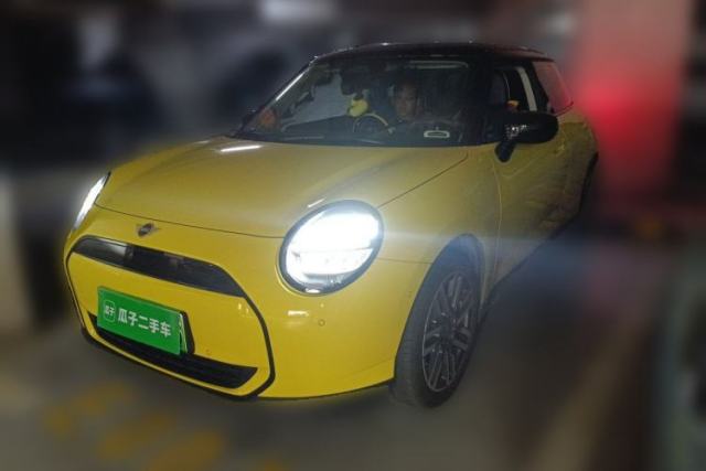 Used MINI Electric COOPER 2025 456km COOPER E Classic Style