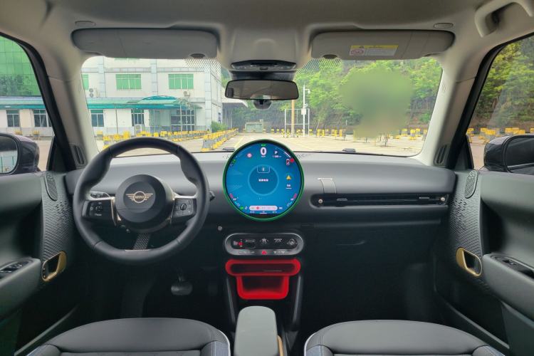 Used MINI Electric COOPER 2025 456km COOPER E Classic Style Interior 4