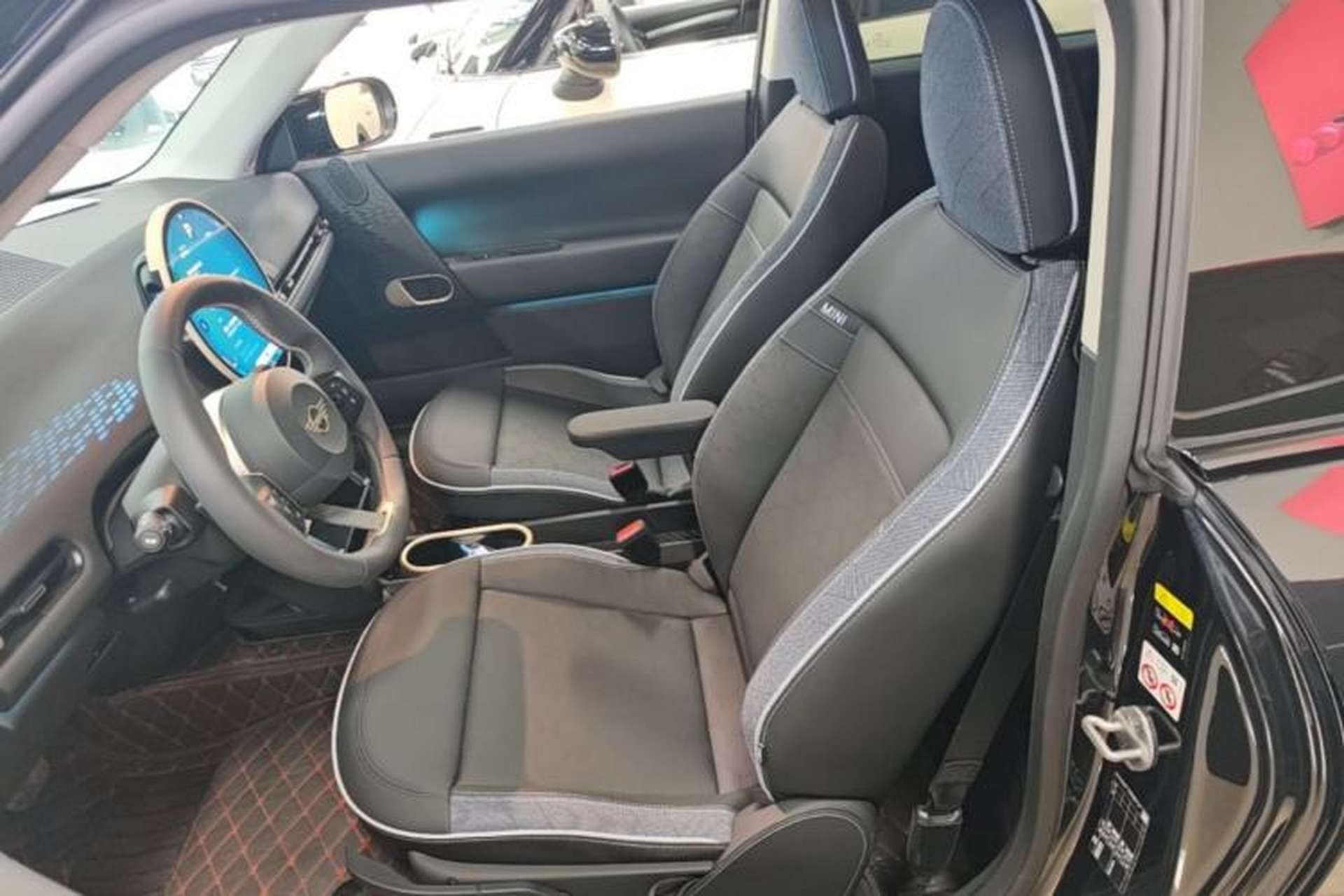 Used MINI Electric COOPER 2025 456km COOPER E Classic Style Left Front Seat