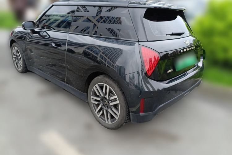 Used MINI Electric COOPER 2025 456km COOPER E Classic Style Rear Left 45 Deg