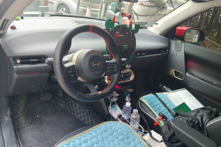 Used MINI Electric COOPER 2025 456km COOPER E Classic Style Center Console