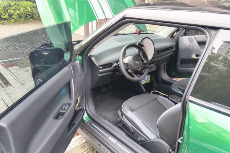 Used MINI Electric COOPER 2025 456km COOPER E Classic Style Driver Seat