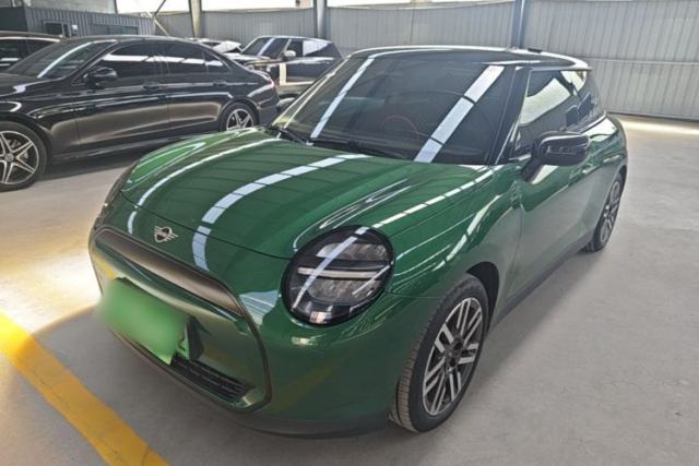 Used MINI Electric COOPER 2025 456km COOPER E Classic Style