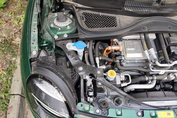 Used MINI Electric COOPER 2025 456km COOPER E Classic Style Engine Bay Right