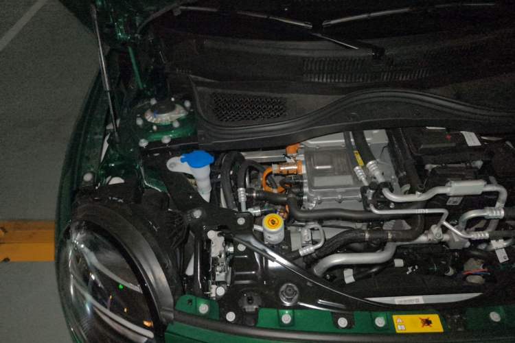 Used MINI Electric COOPER 2025 456km COOPER E Classic Style Engine Bay Right