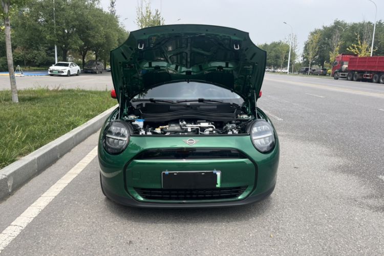 Used MINI Electric COOPER 2025 456km COOPER E Classic Style Exterior 2