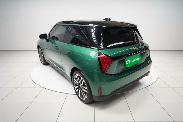 Used MINI Electric COOPER 2025 456km COOPER E Classic Style Exterior 2