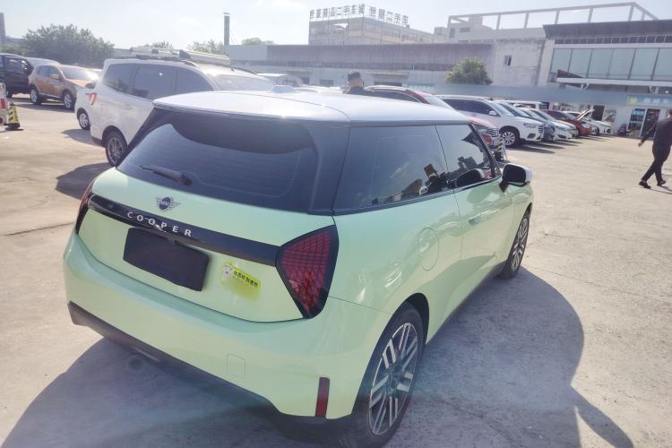 Used MINI Electric COOPER 2025 456km COOPER E Classic Style Exterior 5