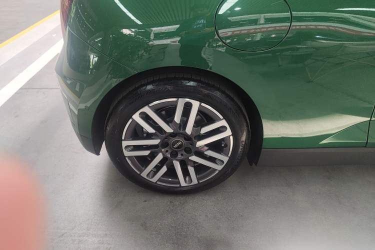 Used MINI Electric COOPER 2025 456km COOPER E Classic Style Exterior 5