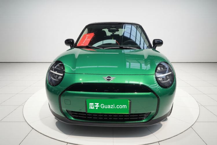 Used MINI Electric COOPER 2025 456km COOPER E Classic Style Front