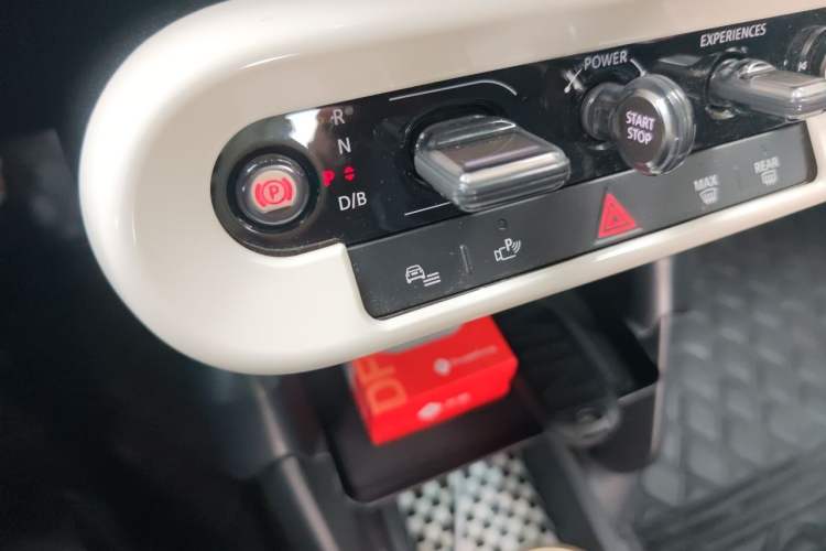 Used MINI Electric COOPER 2025 456km COOPER E Classic Style Gear Lever