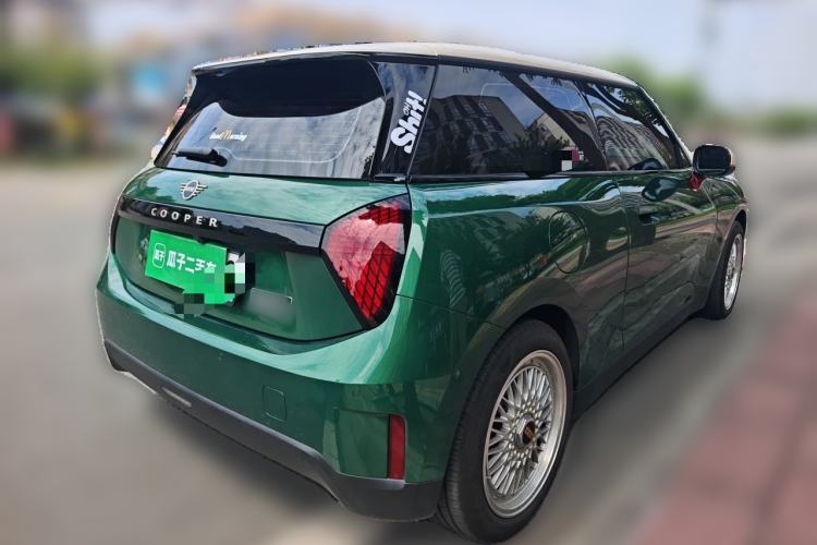 Used MINI Electric COOPER 2025 456km COOPER E Classic Style Rear Right 45 Deg