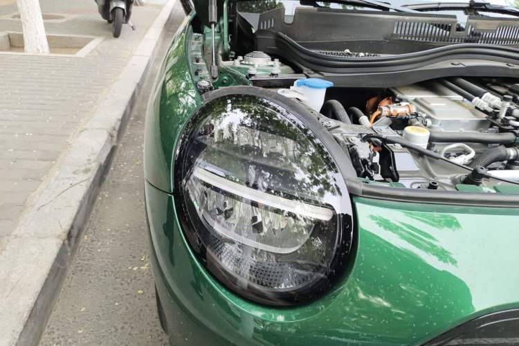 Used MINI Electric COOPER 2025 456km COOPER E Classic Style Right Front Headlight