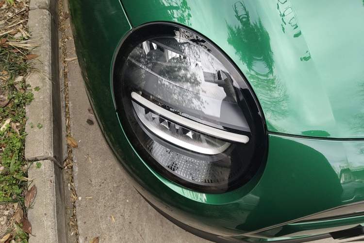 Used MINI Electric COOPER 2025 456km COOPER E Classic Style Right Front Headlight
