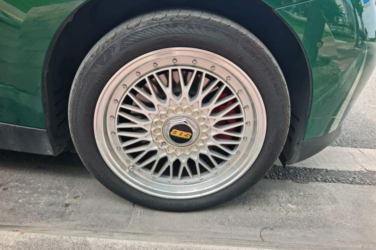 Used MINI Electric COOPER 2025 456km COOPER E Classic Style Right Front Wheel Hub