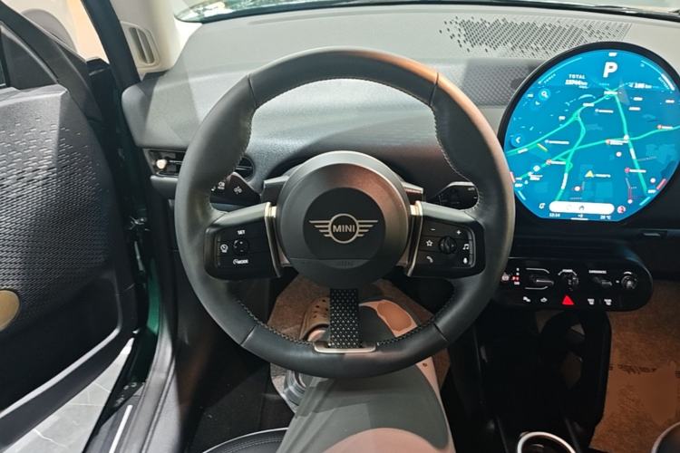 Used MINI Electric COOPER 2025 456km COOPER E Classic Style Steering Wheel